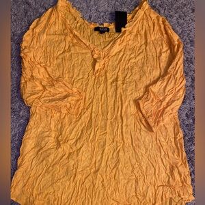 NWOT L/XL blouse